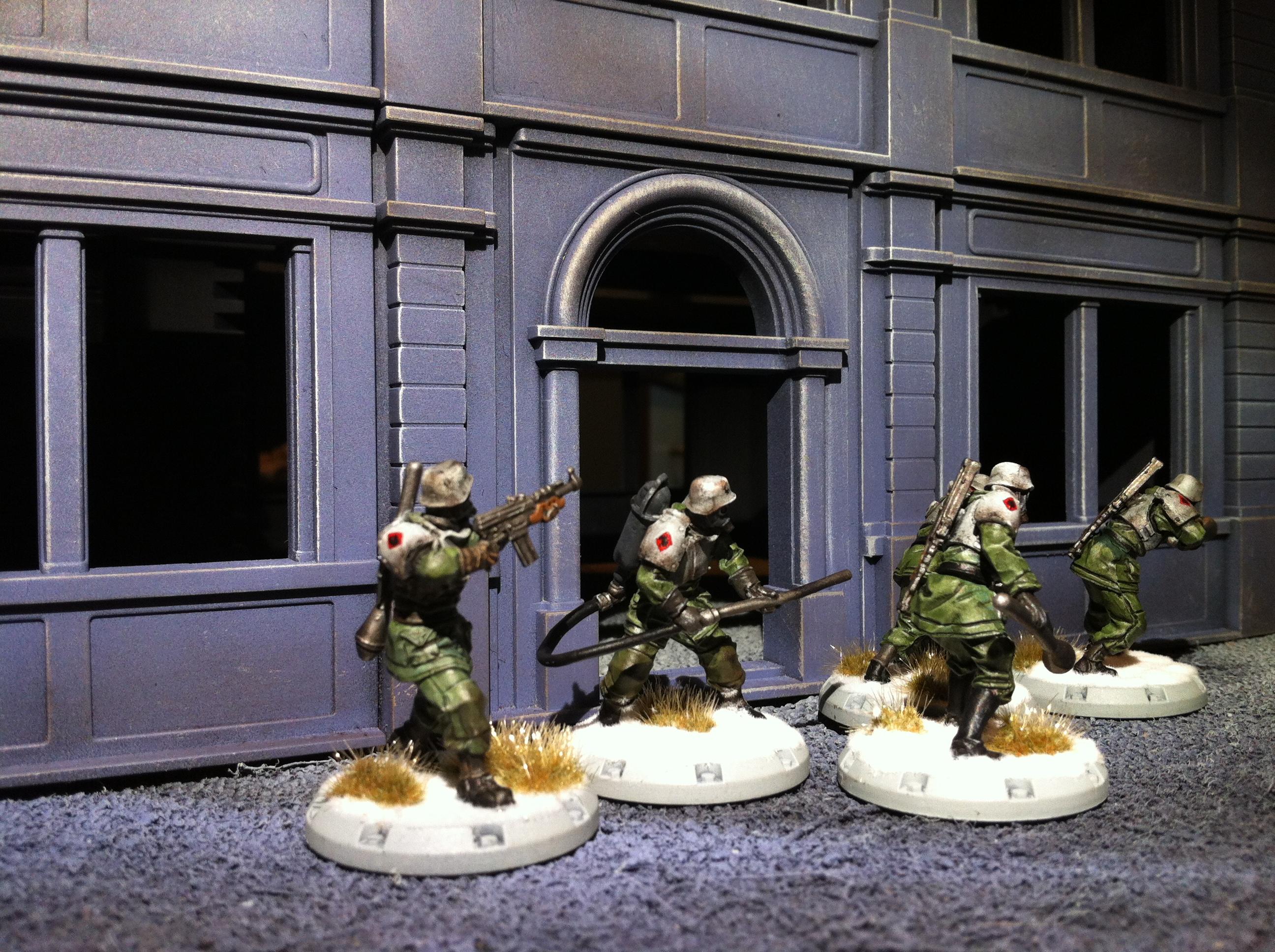 Dust Tactics: Squadra Axis Paracadutista FlaK-3, Assemblata E Dipinta, Anno 1947